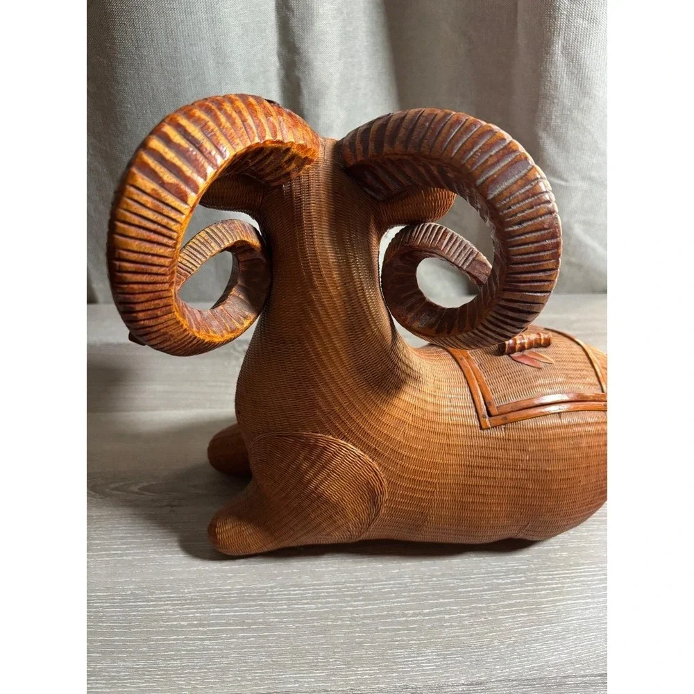 Vintage Wicker Ram Basket Hand Woven RARE Figurine Trinket Box Horned‎ Sheep